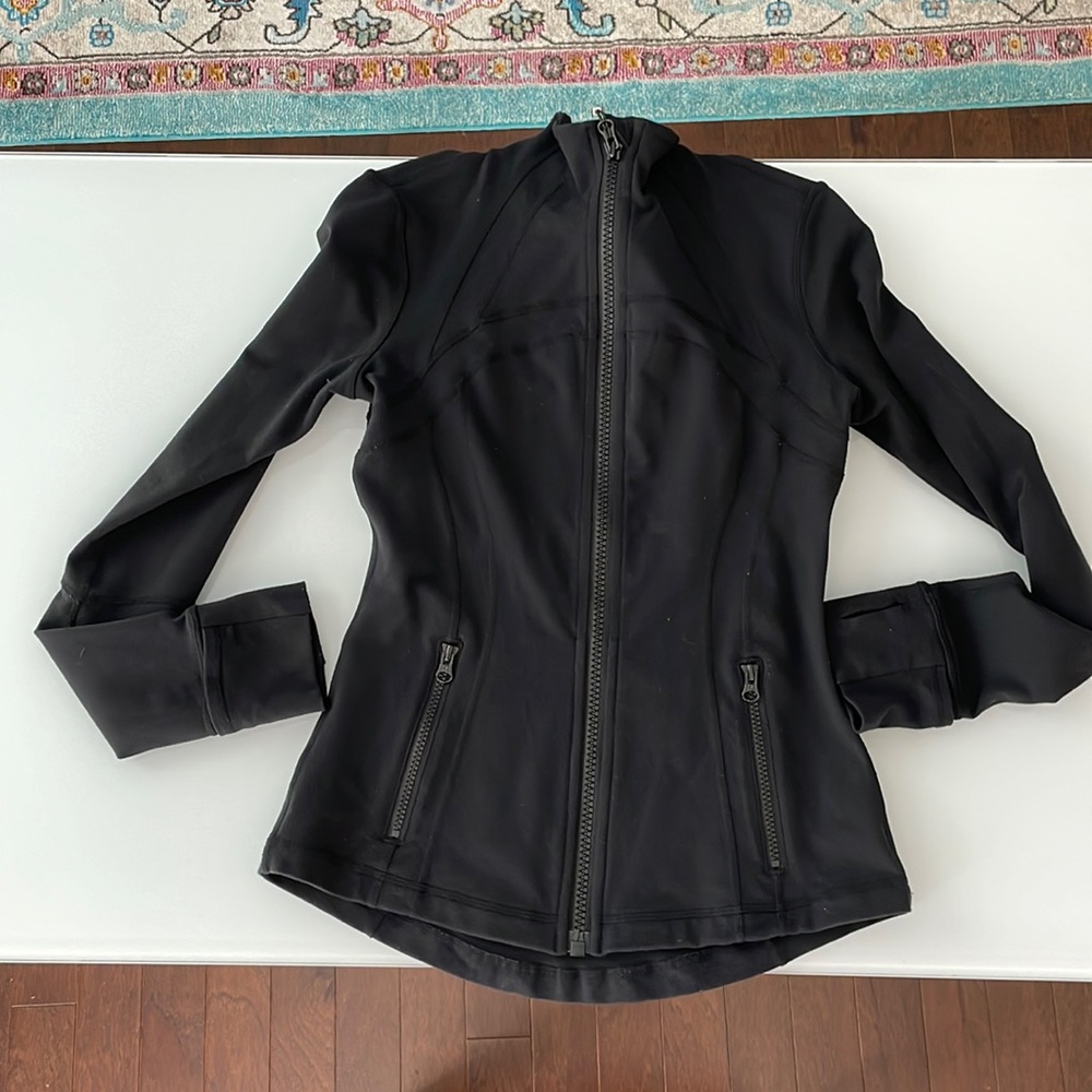 Lululemon Define Jacket 2012 or 2014?